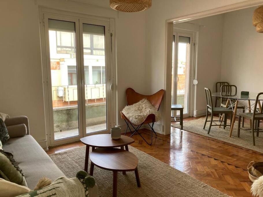 Апартаменти Apartamento Bem Localizado Para Familias & Amigos Лісабон Екстер'єр фото